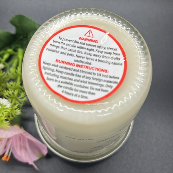 Soy wax candle, hand-poured. Sea Salt & Orchid. - Picture 4 of 5